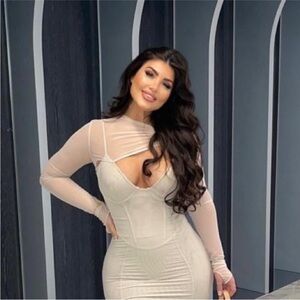 House of CB ‘Beatrice’ Beige Corset Midi Dress NWOT Size S‎